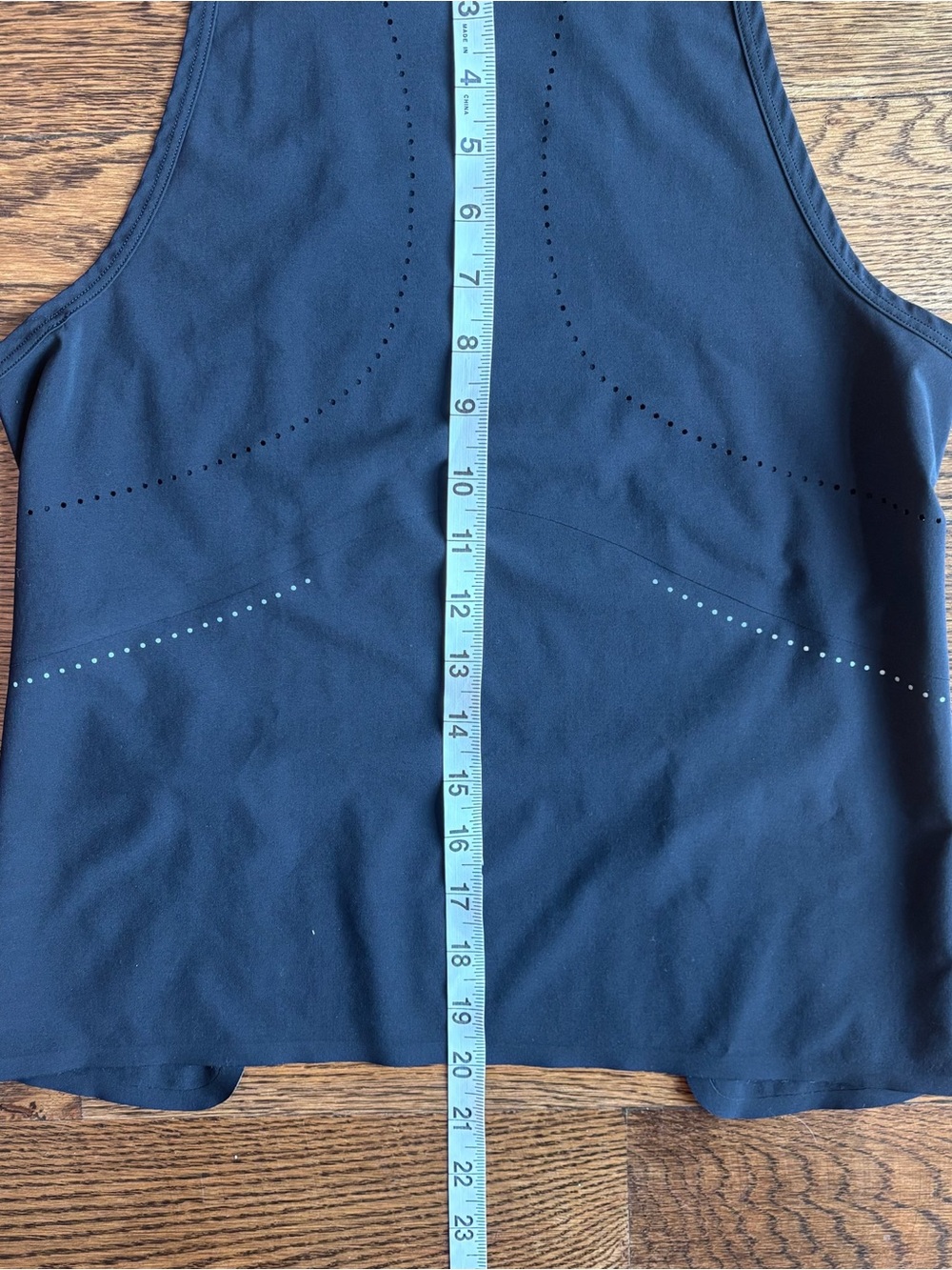 Lululemon Black Laser-Cut Performance Tank Top | Estimated Women’s 2 - Picture 3 of 5